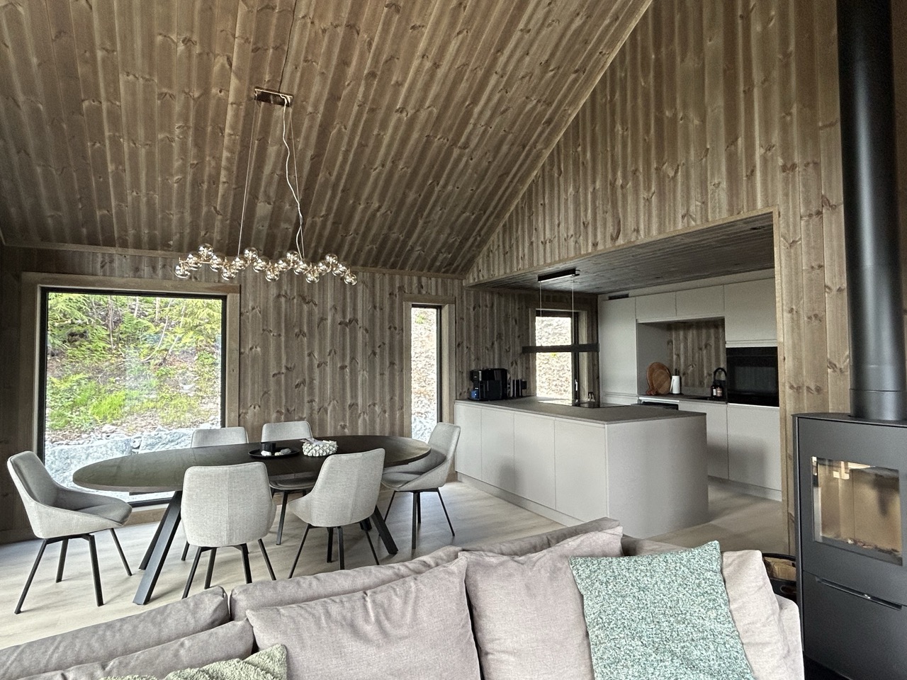 Living area Wood Cabin Norefjell groot